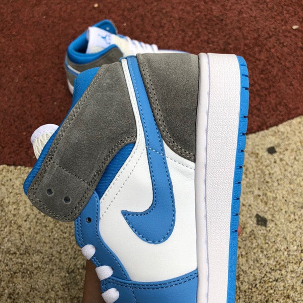 Jordan 1 Mid University Blue Grey