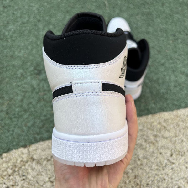 Jordan 1 Mid Diamond Shorts