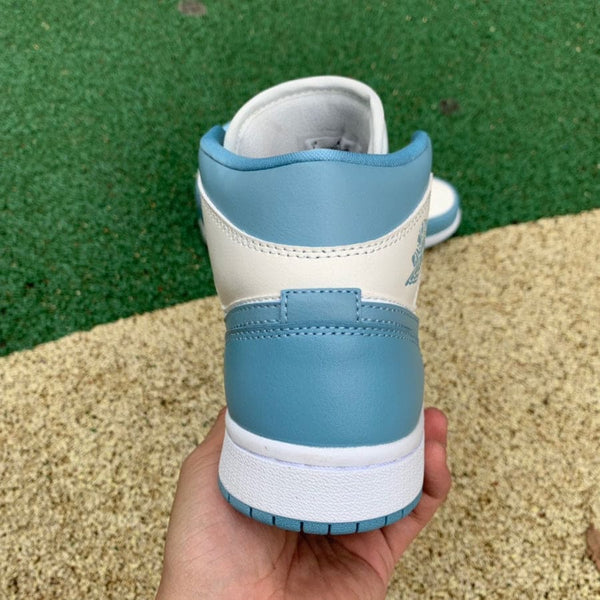 Jordan 1 Mid UNC (2022)