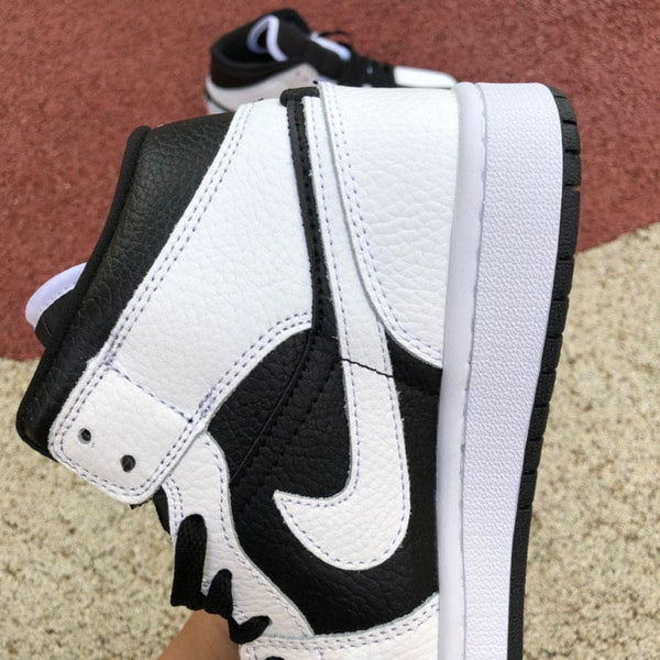 Jordan 1 Mid Split Black White