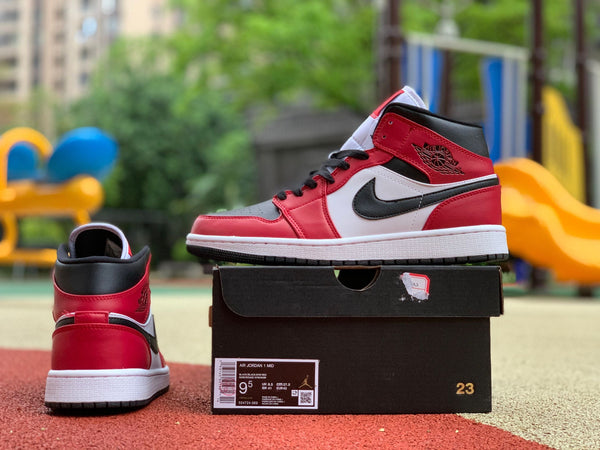 AJ1 MID CHICAGO TOE