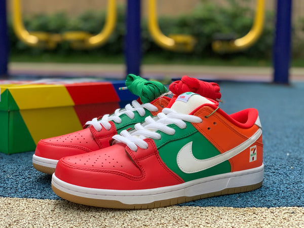 NIKE DUNK LOW 7 ELVEN