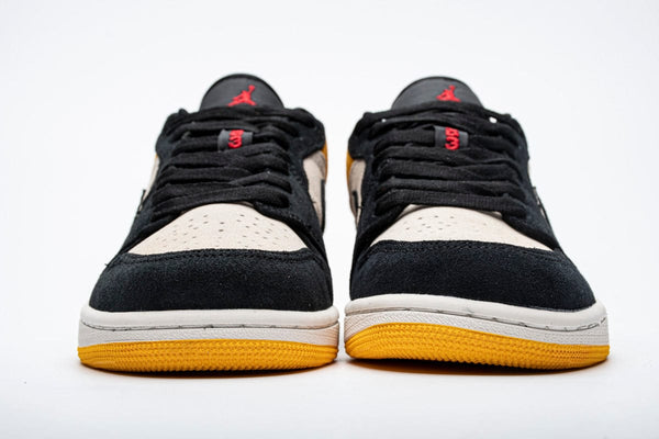 AJ1 LOW SAIL UNIVERSITY GOLD BLACK