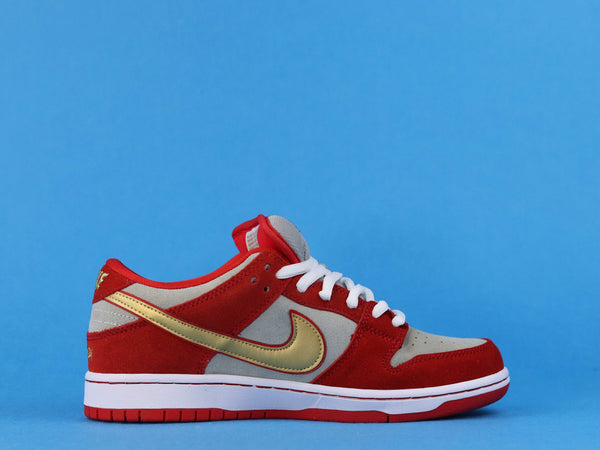 NIKE DUNK SB LOW NASTY BOYS