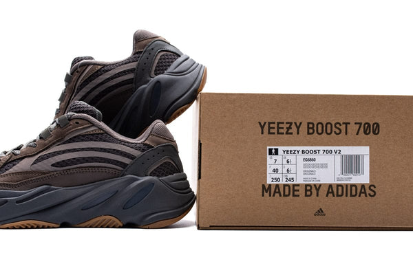 YEEZY BOOST 700 GEODE