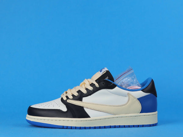 AJ1 LOW FRAGMENT DESIGN X TRAVIS SCOTT