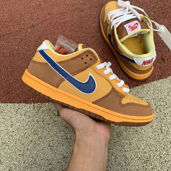 NIKE SB DUNK LOW NEWCASTLE BROWN ALE