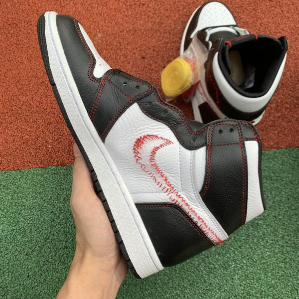 AJ1 RETRO HIGH DEFIANT WHITE BLACK GYM RED