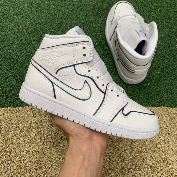 AJ1 MID IRIDESCENT REFLECTIVE WHITE