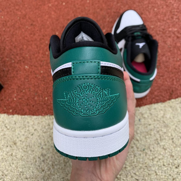 AJ1 LOW WHITE BLACK MYSTIC GREEN