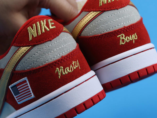 NIKE DUNK SB LOW NASTY BOYS