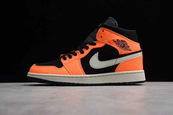 AJ1 MID BLACK CONE