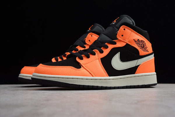 AJ1 MID BLACK CONE