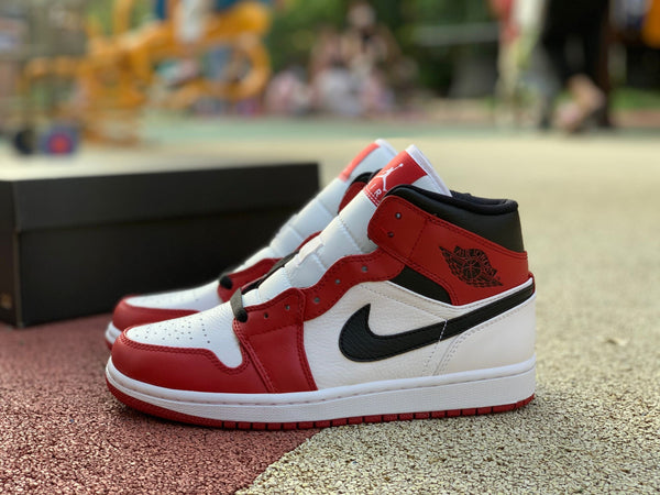 AJ1 MID CHICAGO (2020)