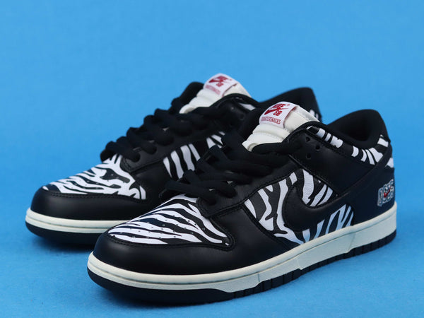 NIKE DUNK LOW SB LITTLE DEBBIES ZEBRA CAKES