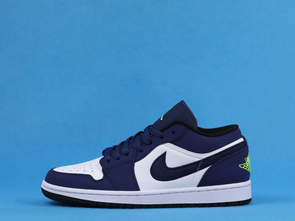 AJ1 LOW LNSIGNIA BLUE