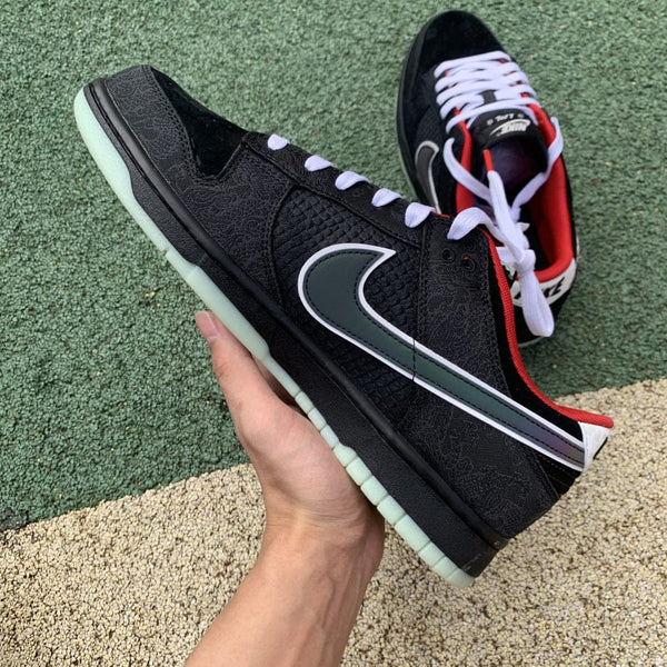 NIKE DUNK LOW LEAGUE OF LEGENDS