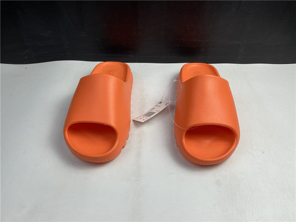 YEEZY SLIDE ENFLAME ORANGE