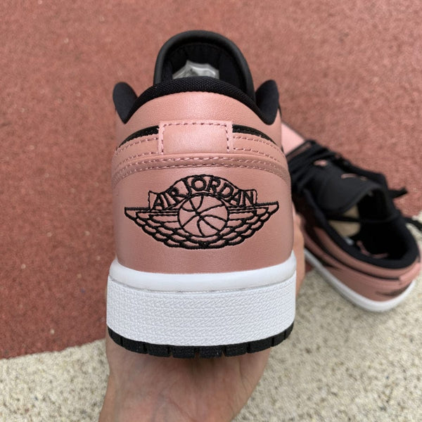 AJ1 LOW CRIMSON TINT