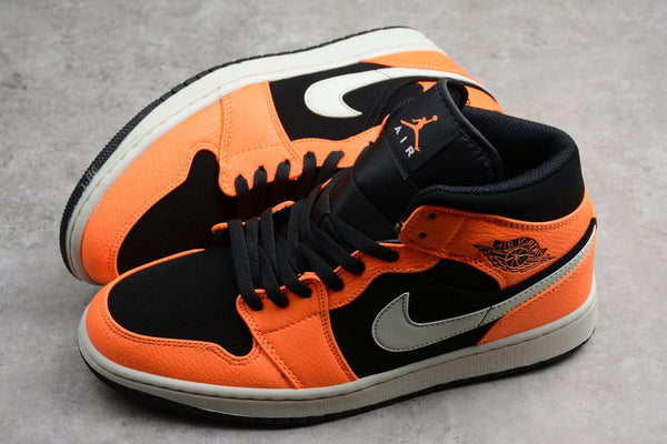 AJ1 MID BLACK CONE