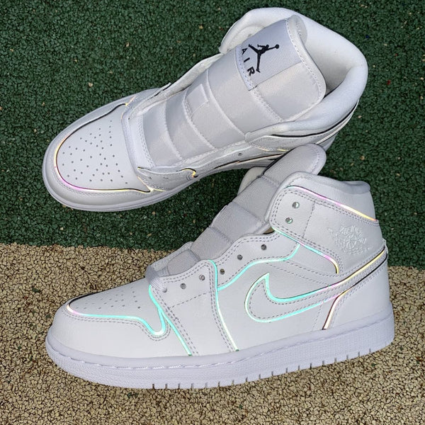 AJ1 MID IRIDESCENT REFLECTIVE WHITE