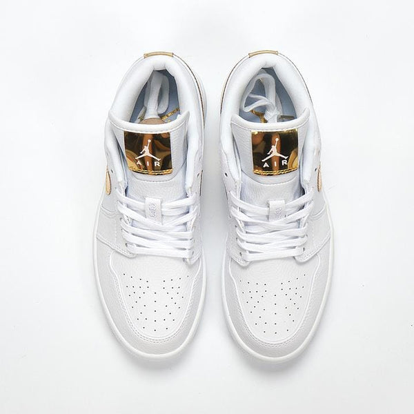 AJ1 LOW WHITE METALLIC GOLD