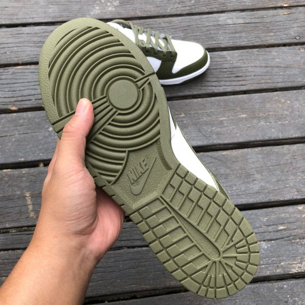 Nike Dunk Low Medium Olive