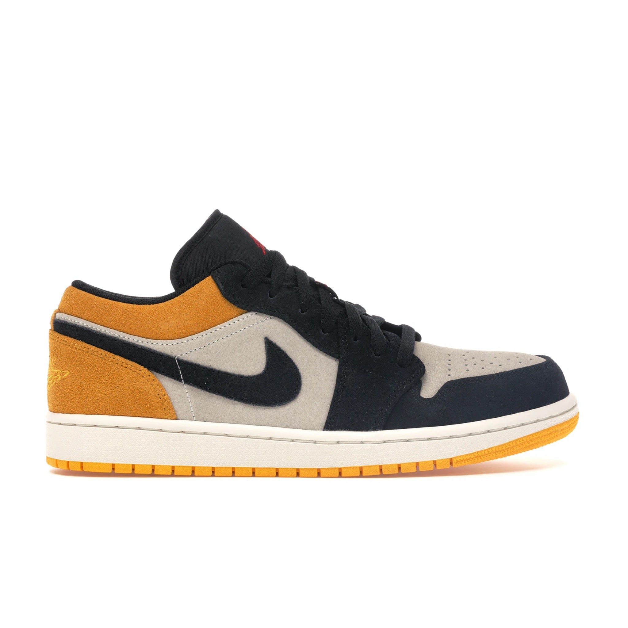 AJ1 LOW SAIL UNIVERSITY GOLD BLACK