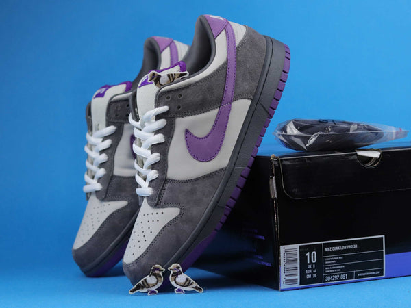 NIKE SB DUNK LOW PURPLE PIGEON