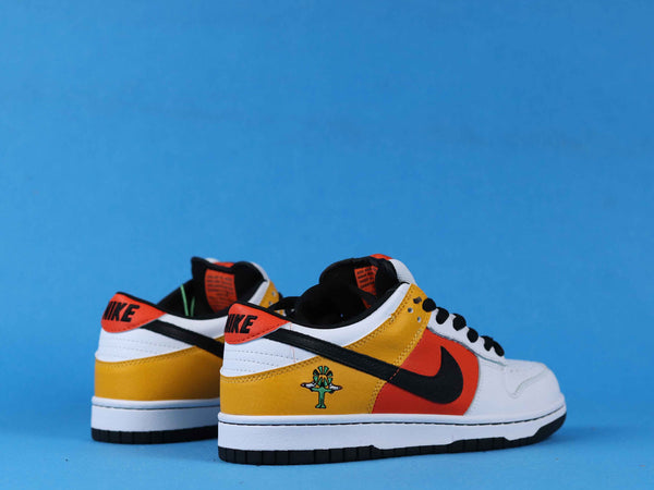 NIKE SB DUNK LOW RAYGUN HOME