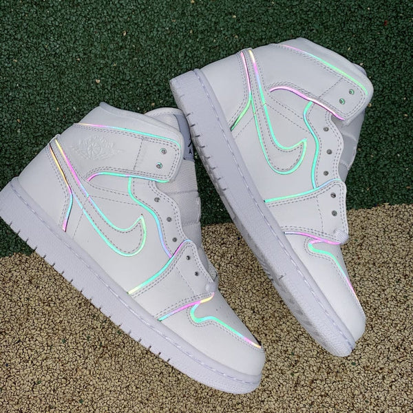 AJ1 MID IRIDESCENT REFLECTIVE WHITE