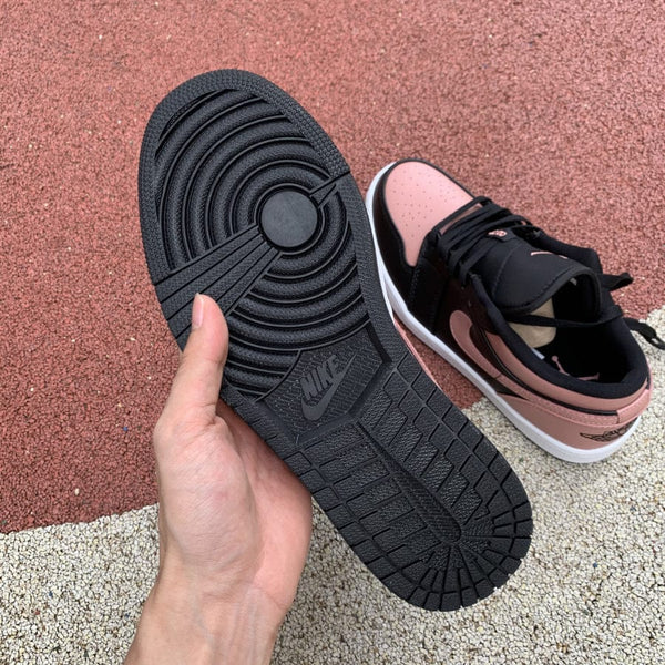 AJ1 LOW CRIMSON TINT