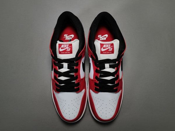 NIKE SB DUNK LOW J-PACK CHICAGO