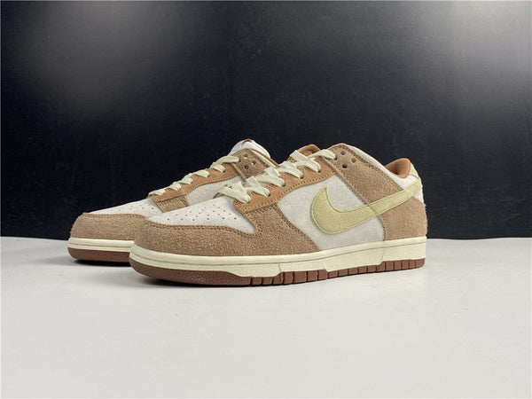 NIKE SB DUNK LOW MEDIUM CURRY