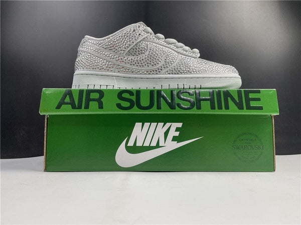 NIKE DUNK LOW CACTUS PLANT FLEA MARKET PURE PLATINUM