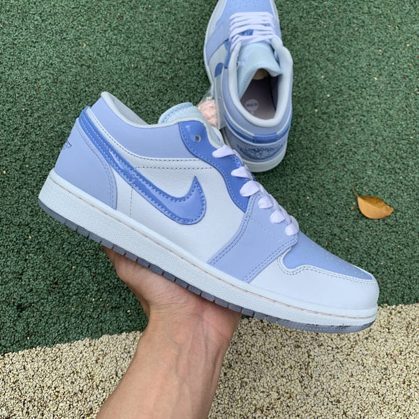 AJ1 LOW SE MIGHTY SWOOHSERS