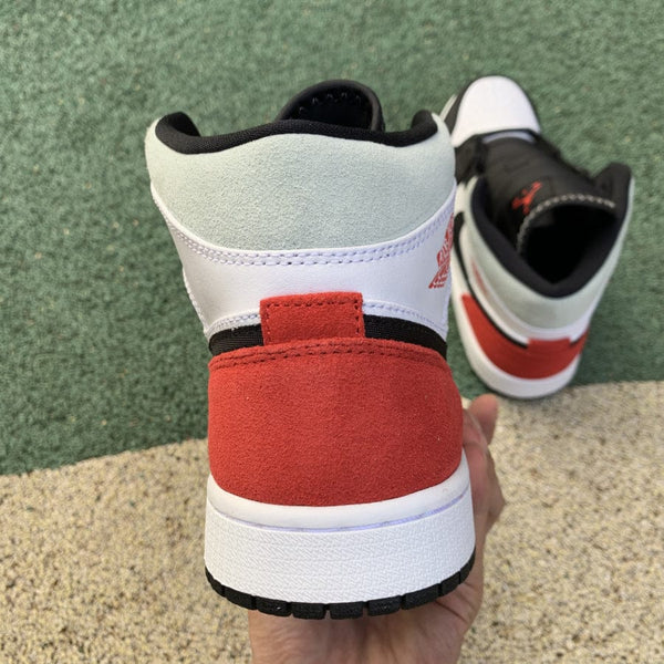 AJ1 MID SE UNION BLACK TOE