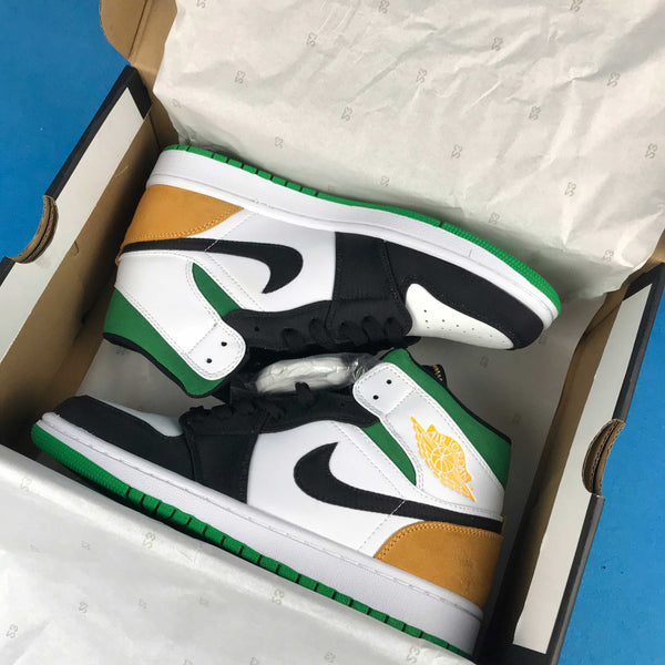 AJ1 MID OAKLAND