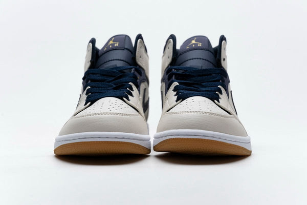 AJ1 MID JETER