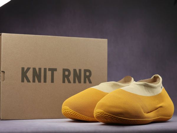 YEEZY KNIT RNR SULFUR